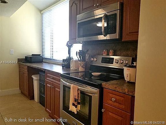 4th image of 9719 SW 138th Ave #9719