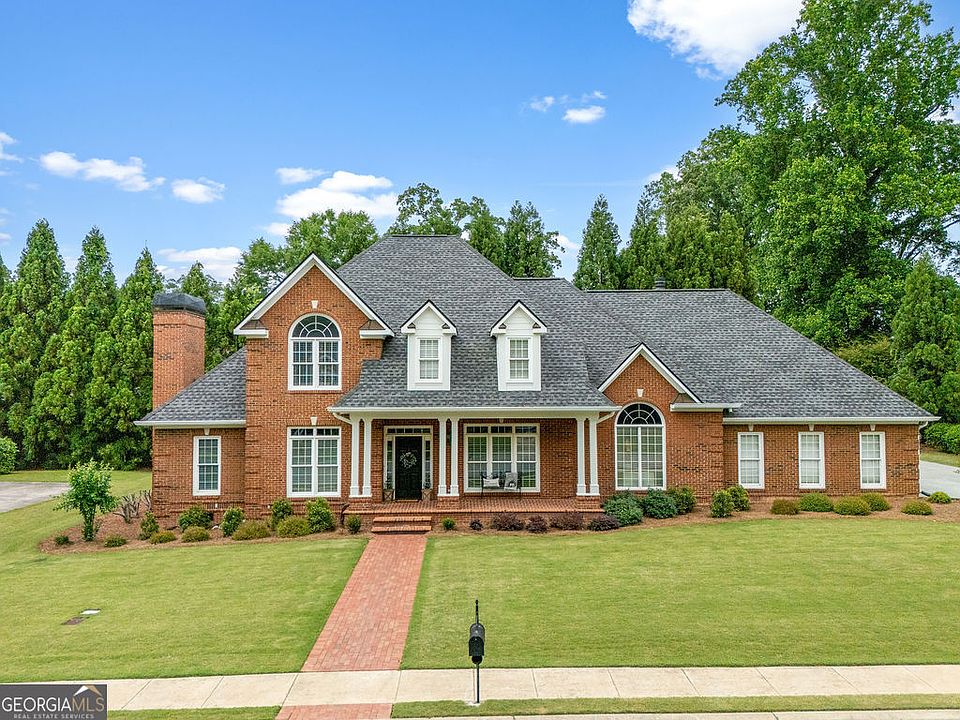1st image of 5 Haley Dr SE