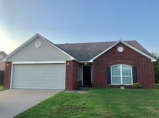10813 E 124th St N, Collinsville, OK 74021