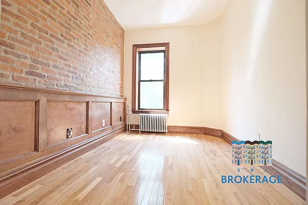 Rented by SBJ Brokerage, LLC | media 29