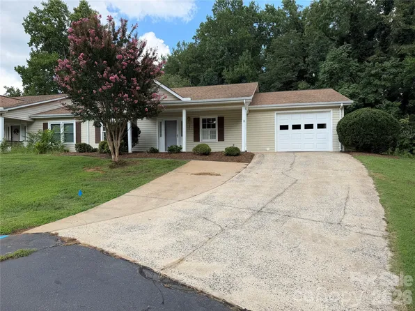 127 Holly Ct, Bostic, NC 28018