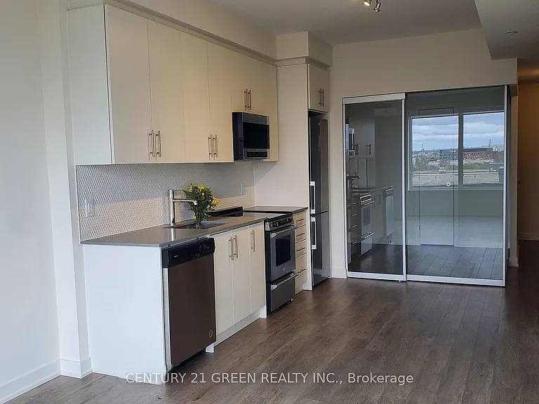 212 King William St #720 — Photo 6