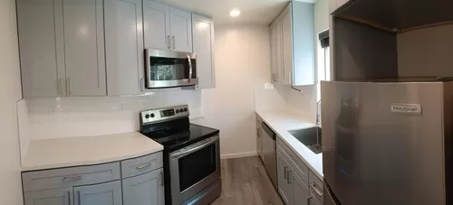 Studio Apartment in Redwood City - Resident Manager Position Photo 1