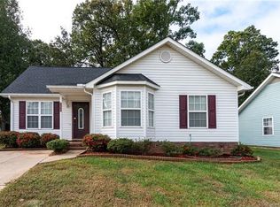 3610 Greenloch Ct, Charlotte, NC 28269