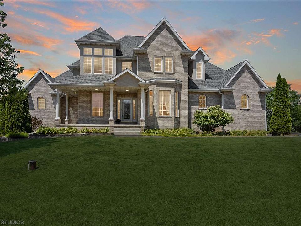 1st image of 7372 Adrianna Dr