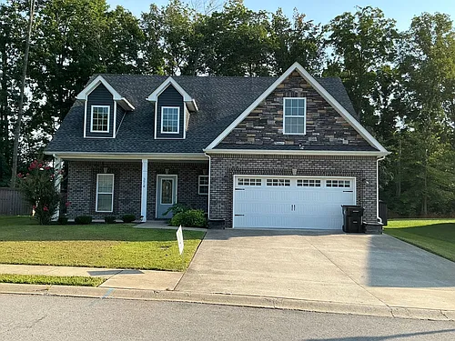374 Rye Dr Photo 1