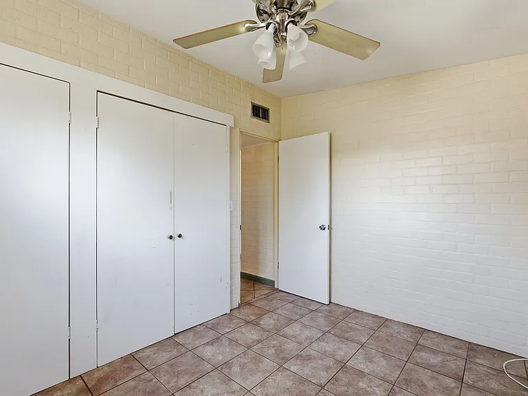 3226 E Bermuda St #1 — Photo 15