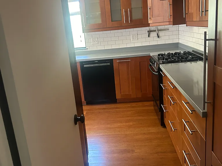 5357 Limerick Ave — Photo 4