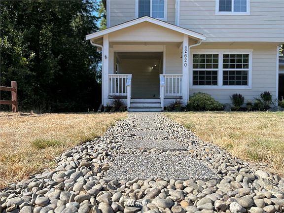 5th image of 2620 Saint Helens Pl