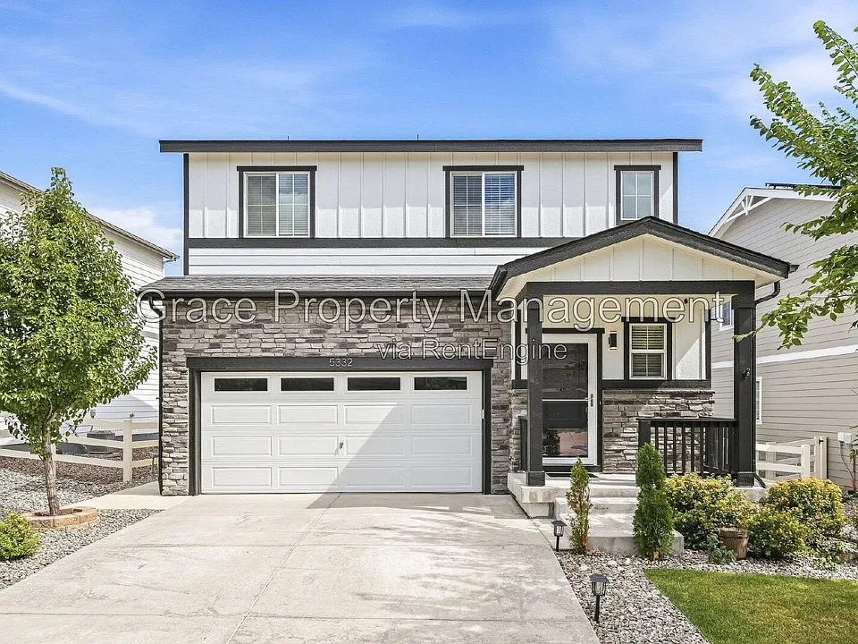 5332 Blue Lunar Ln