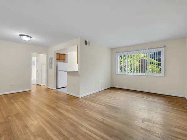 Sligo View Apartments, 641 Houston Ave #E02064a6c, Takoma Park, MD 20912