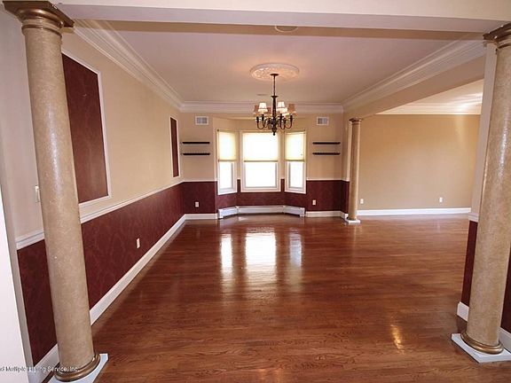 5th image of 51 Bayside Ln