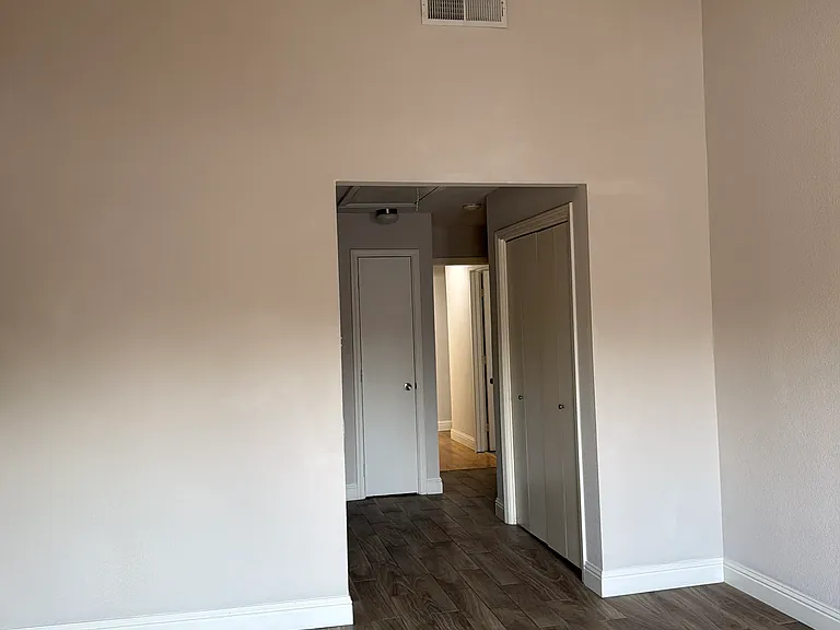 2003 Court Pl — Photo 3