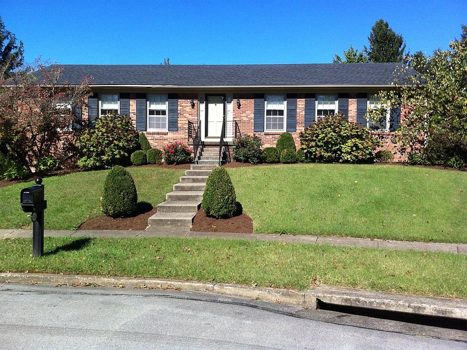 1st image of 1321 Gray Ct