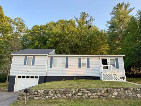 96 Harris St, Methuen, MA 01844