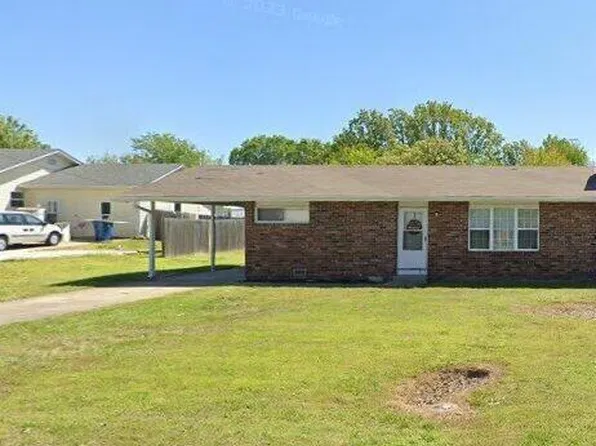 3135 S Oliver Ave, Joplin, MO 64804