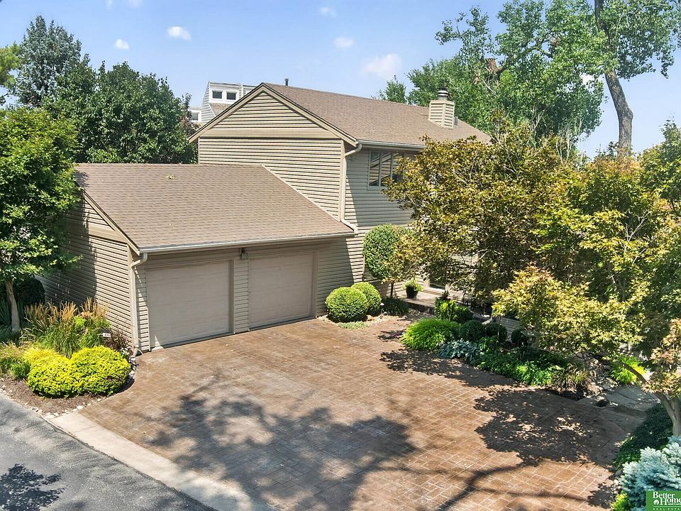 1st image of 64 Ginger Woods Rd