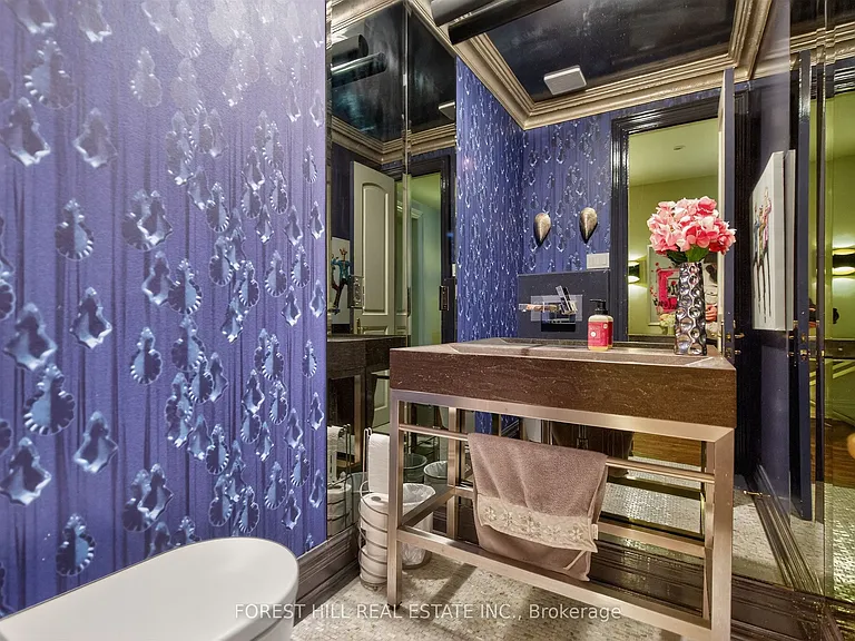 29 Webster Ave — Photo 17