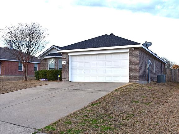 4th image of 325 Lake Texoma Dr