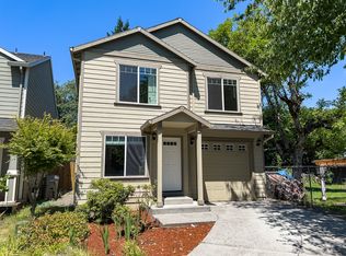 10127 SE Ivon Ct, Portland, OR 97266