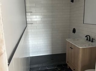 183 Vernon St APT 1, Worcester, MA 01607