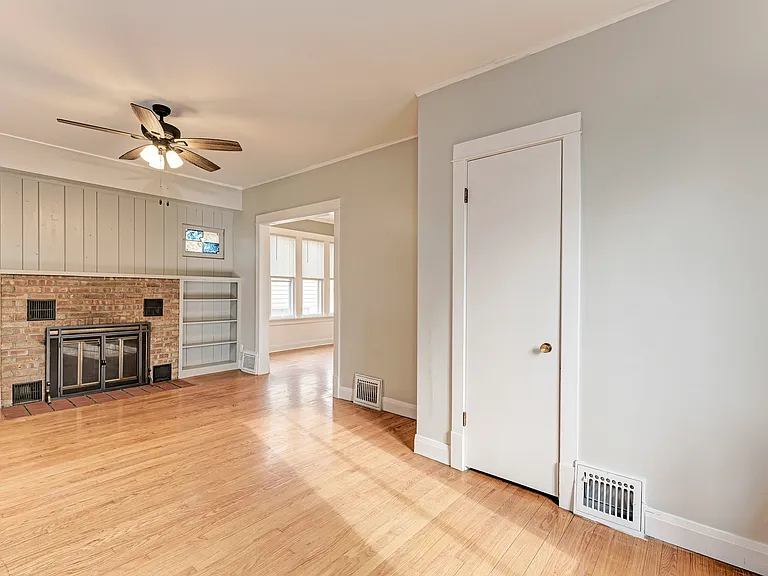 4915 Edward Ave — Photo 7