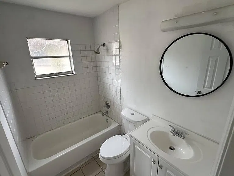 5523 Lehigh Ave #1 — Photo 6