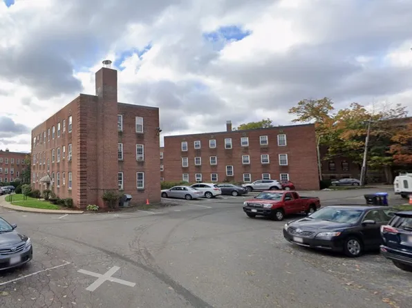 29B Englewood Ave #A6, Brookline, MA 02445