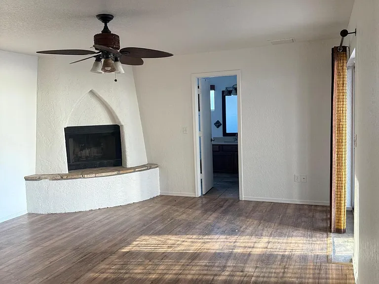 3329 McCulloch Blvd N — Photo 2