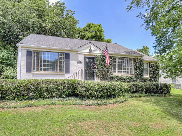5628 Knob Rd, Nashville, TN 37209