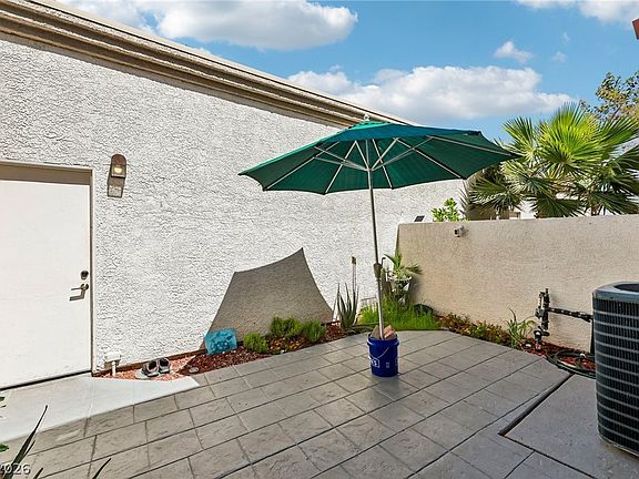4th image of 1675 Normandy Way #613