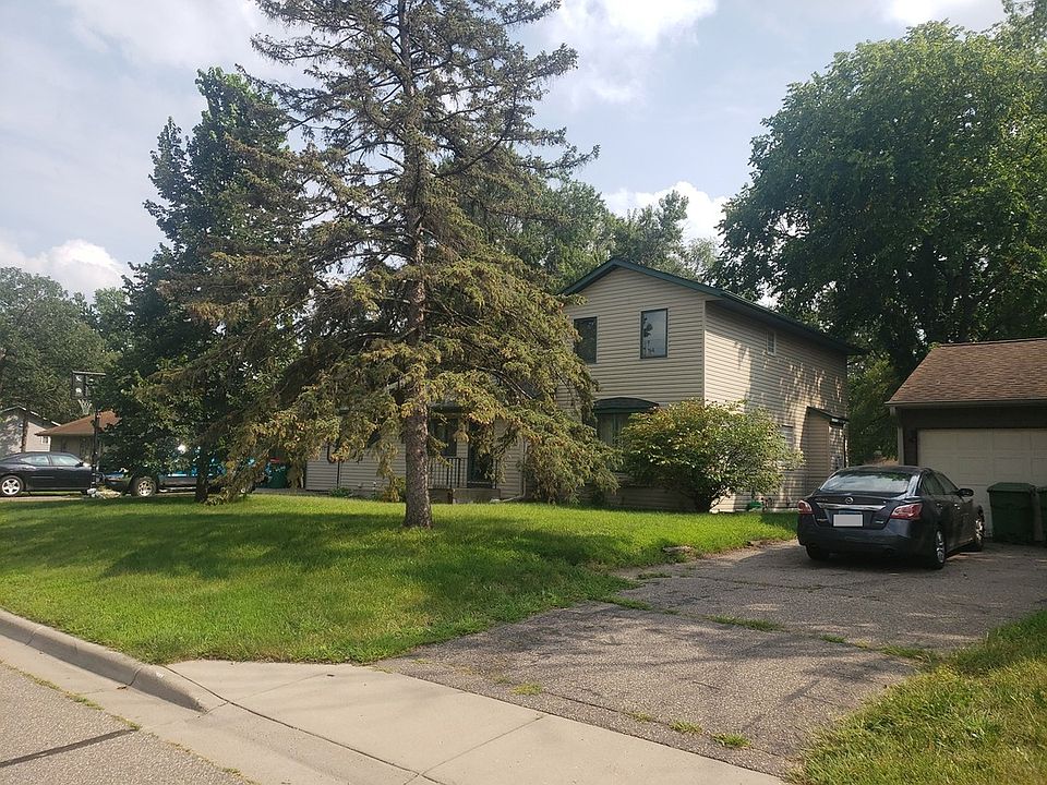 2nd image of 232 106th Ave NW