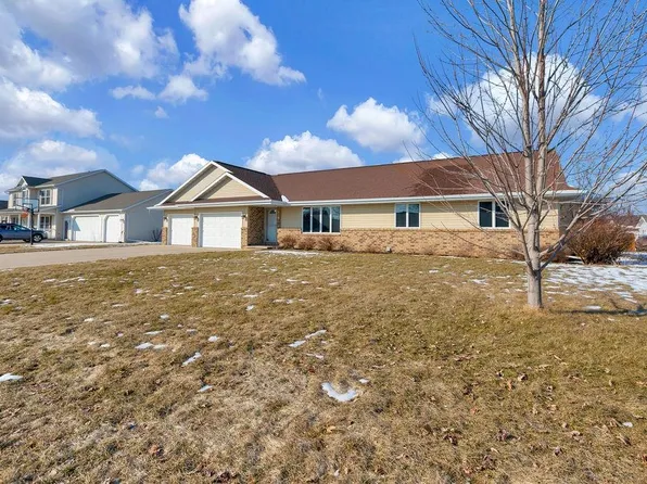 W5558 Bailey Dr, Appleton, WI 54915
