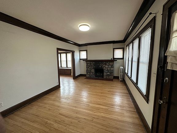 2nd image of 808 E Eleven Mile Rd #1