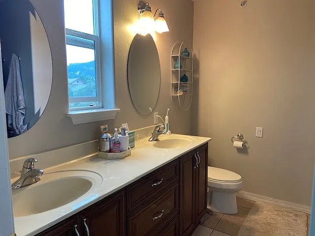 3 bed, 2.5 bath, 2075 sqft, $2,600 — Photo 3