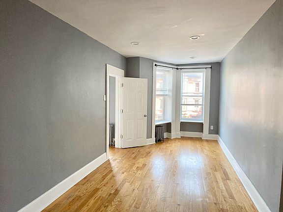 2nd image of 716 Degraw St
