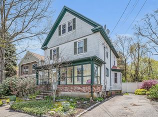 17 Whitney St, Brookline, MA 02467