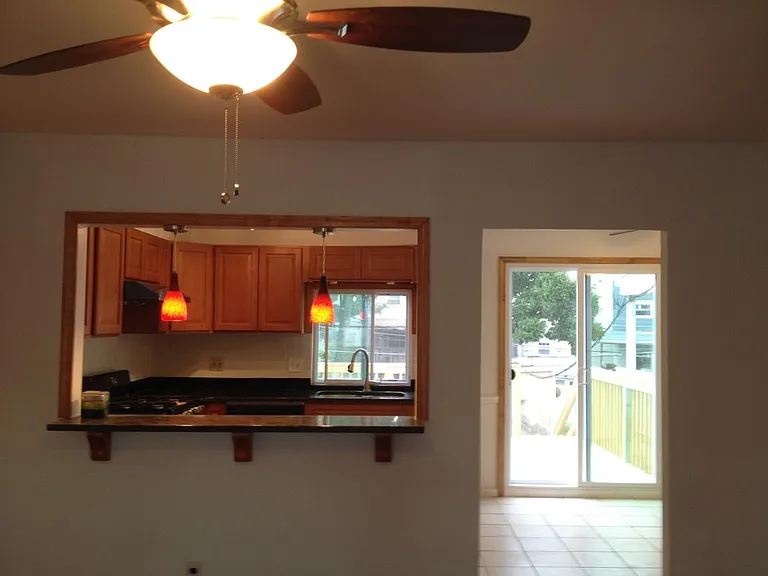 3633 E Crown Ave — Photo 9