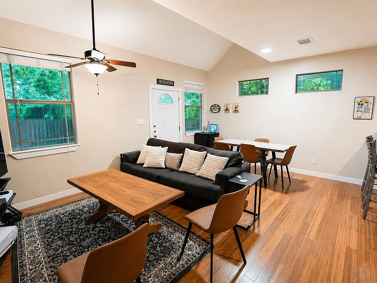 200 W North Loop Blvd #B — Photo 4