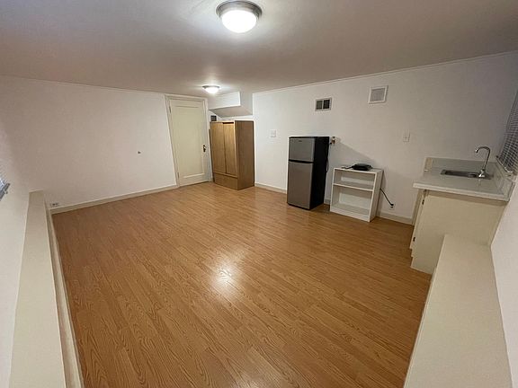 3rd image of 1378 35th Ave #A