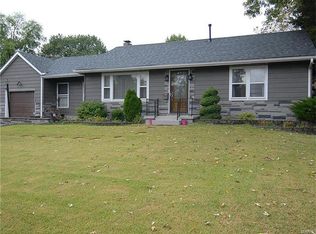 9355 Mackenzie Rd, Saint Louis, MO 63123