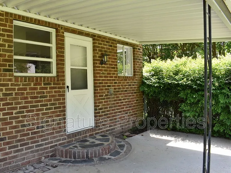 8304 Michael Rd — Photo 24