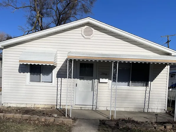27036 Vance St, Madison Heights, MI 48071