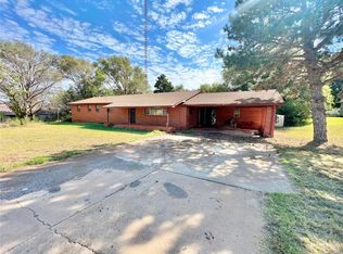 901 S 3rd St, Cheyenne, OK 73628