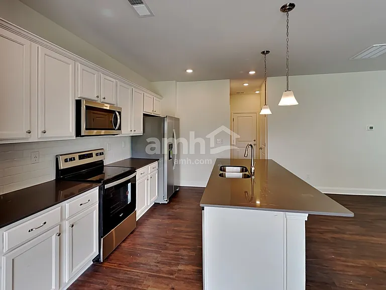 11125 Hazel Gardens Dr — Photo 3