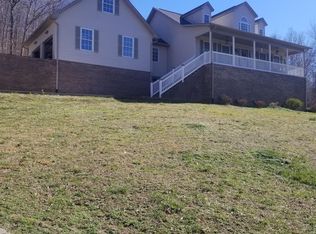 114 Oak View Ln, Wartburg, TN 37887