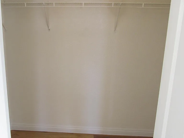 8701 Crescent Ridge Ln — Photo 22