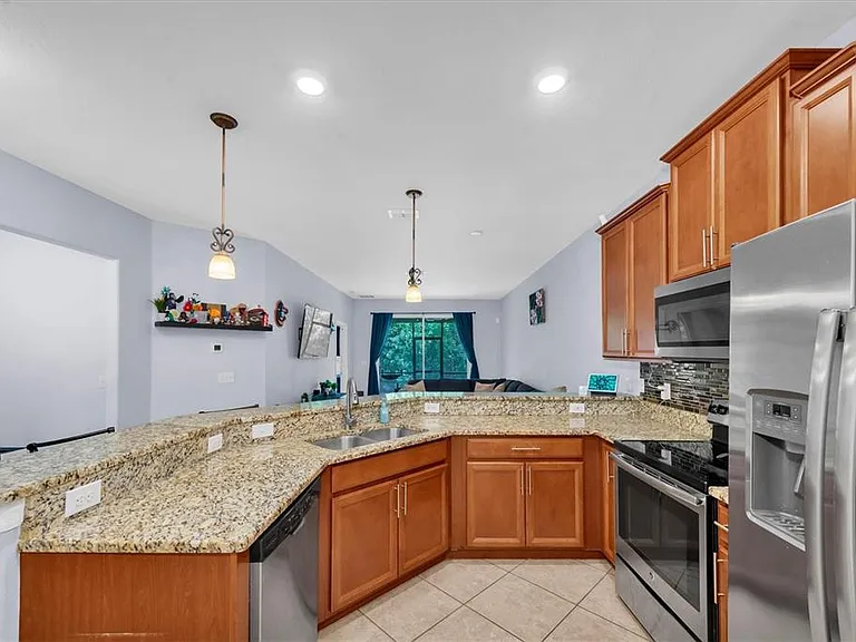 1511 Trailwater St — Photo 11