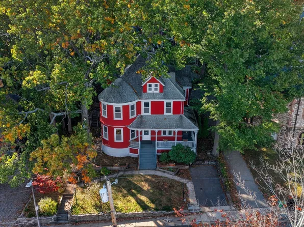 9 Newbern St, Jamaica Plain, MA 02130