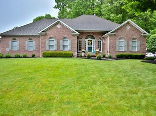2760 Timberline Dr, Cortland, OH